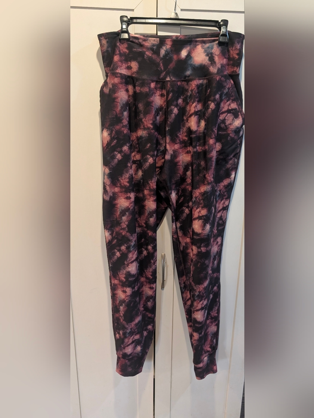 Old Navy Black and Pink Tie-Dye Tall High Rise Go Dry Joggers Size Xl